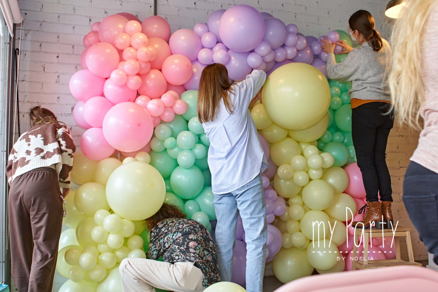 2022-03-29 09.14.20 taller de globos