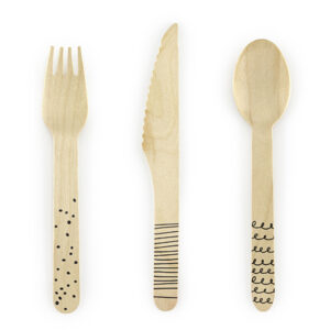cubiertos de madera